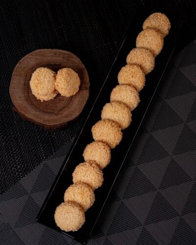 Makroon Coconut Biscuit